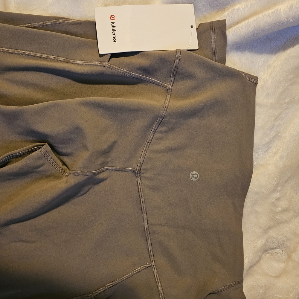 Lululemon Athletica High-Rise Pants in Taupe - Picture 3 of 5